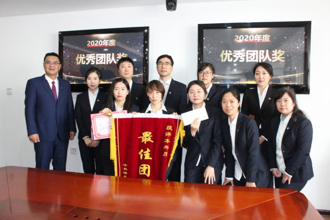 Breaking down barriers to promote understanding, commenting on models, focusing