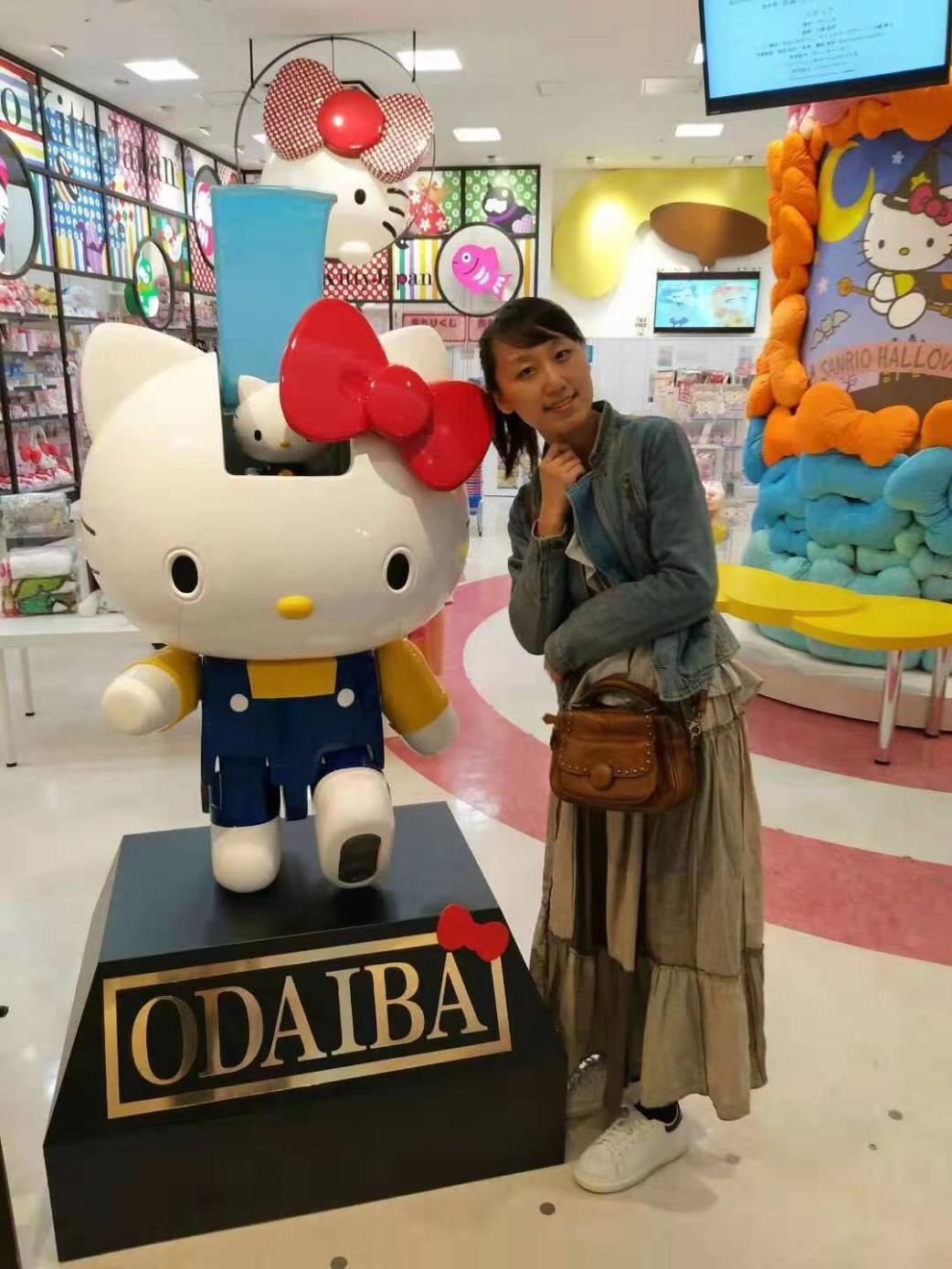 Employees love enterprises, enterprises help workers. Harmony, win-win and devel