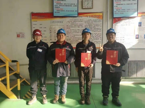 Dongsheng holds award ceremony for outstanding employees in 2020